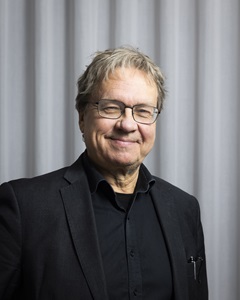 Suomi-Seuran puheenjohtaja Pekka Sauri